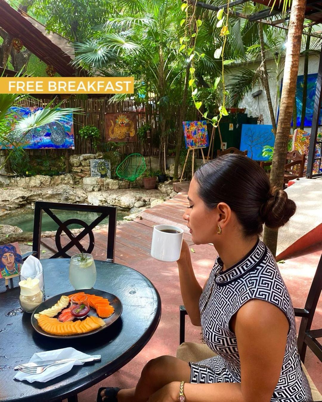 Trebol Hotel 5Th Avenue Playa del Carmen Exterior photo